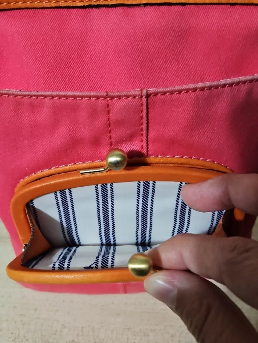 Coach EUC Bonnie Cashin Graphic Crossbody Bag With Kisslock - Picture 3 of 9